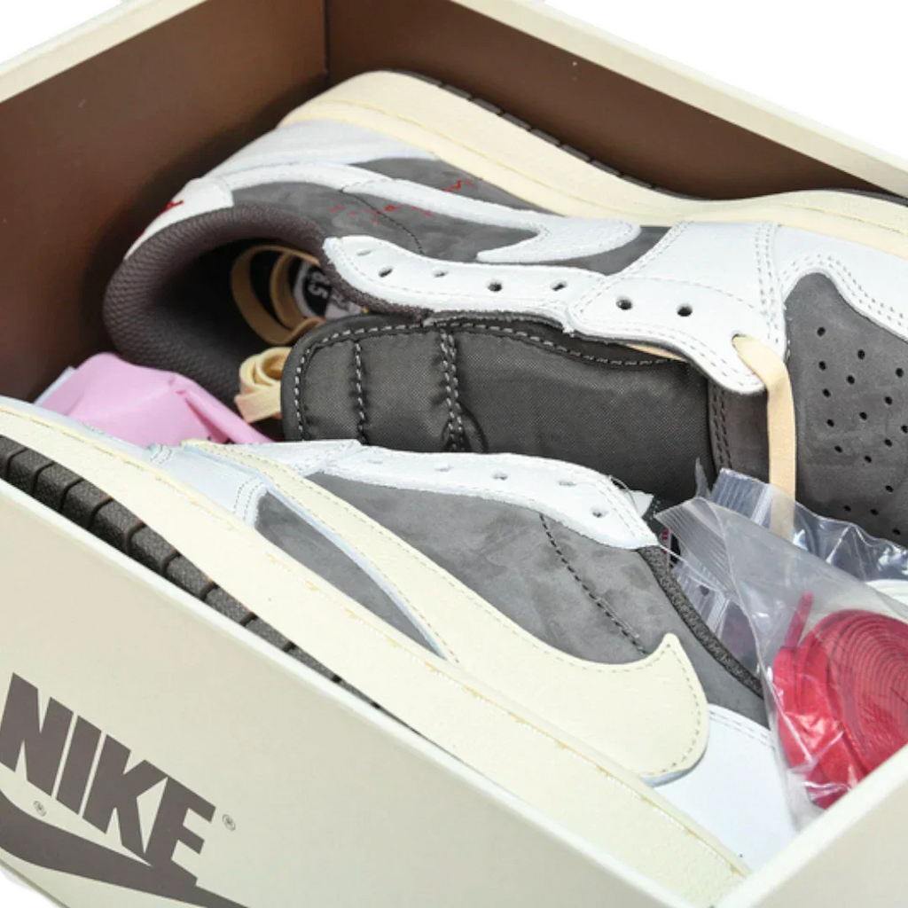 Travis Scott x AJ1 Low OG 'Reverse Mocha'