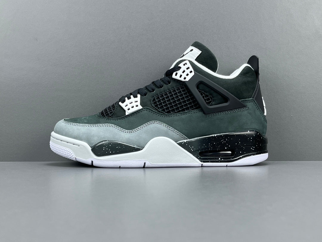 AIR JORDAN 4 x FEAR PACK
